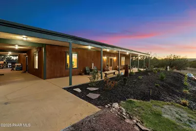 33425 W Cowboy Clint Way, Seligman, AZ 86337 - Photo 9