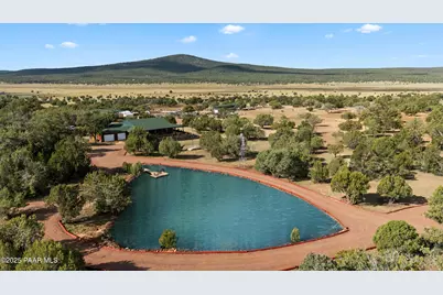 33425 W Cowboy Clint Way, Seligman, AZ 86337 - Photo 1