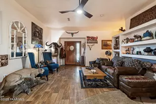 33425 W Cowboy Clint Way, Seligman, AZ 86337 - Photo 15