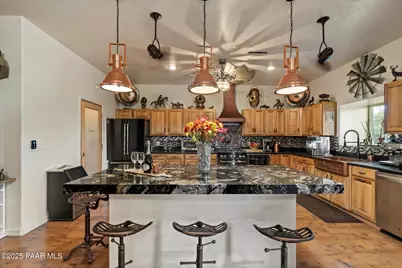 33425 W Cowboy Clint Way, Seligman, AZ 86337 - Photo 25