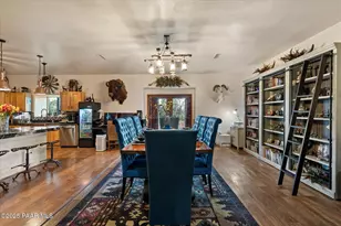 33425 W Cowboy Clint Way, Seligman, AZ 86337 - Photo 19