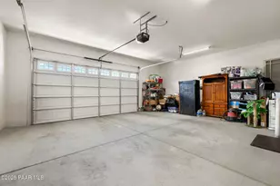 4877 N Pemberley St, Prescott Valley, AZ 86314 - Photo 25