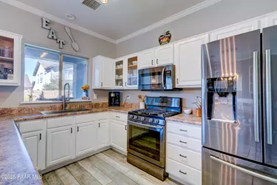 576 N Robles Street, Prescott Valley, AZ 86327 - Photo 9