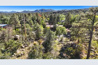 1828 W Thumb Butte Road, Prescott, AZ 86305 - Photo 1