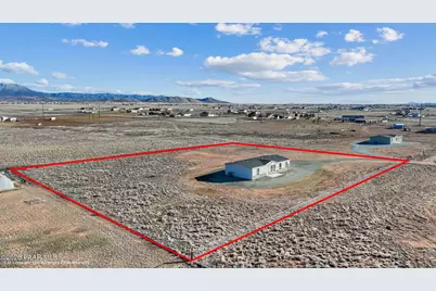 7460 E Bunkhouse Road, Prescott Valley, AZ 86315 - Photo 1