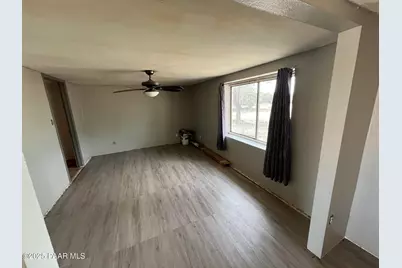 46625 N Jackrabbit Circle, Ash Fork, AZ 86320 - Photo 11