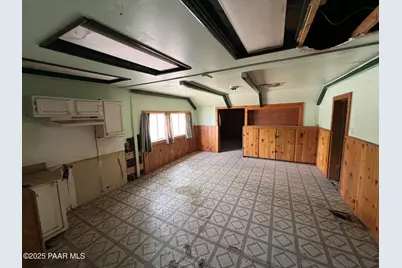 46625 N Jackrabbit Circle, Ash Fork, AZ 86320 - Photo 19