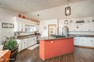 1059 N Stirrup High Dr W Dr, Dewey-Humboldt, AZ 86327 - Photo 5