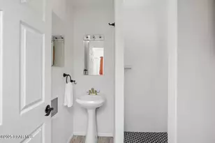 1822 Idylwild Rd, Prescott, AZ 86305 - Photo 13