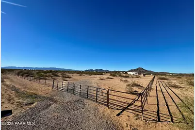 Xx00N W Bays Road, Wickenburg, AZ 85390 - Photo 3