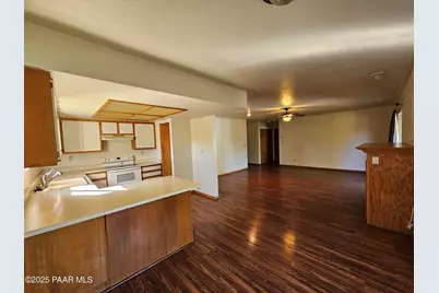 11496 E Western Sunset Drive, Dewey-Humboldt, AZ 86327 - Photo 7