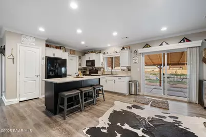 26243 N Vineyard Lane, Paulden, AZ 86334 - Photo 13