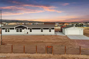 26243 N Vineyard Ln, Paulden, AZ 86334 - Photo 3