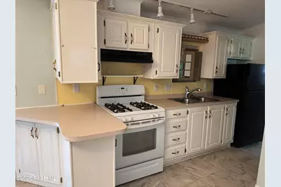 11250 E State Rte 69 #80, Dewey-Humboldt, AZ 86327 - Photo 5