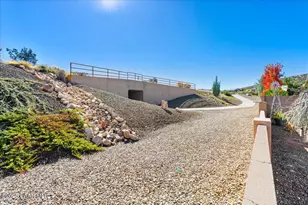 1518 N Range View Circle, Prescott Valley, AZ 86314 - Photo 31