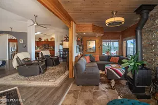 9295 E Shirley Ln, Dewey-Humboldt, AZ 86327 - Photo 7