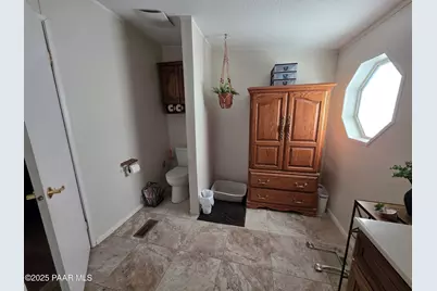 1505 W Bernadine S Way, Ash Fork, AZ 86320 - Photo 33