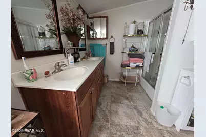1505 W Bernadine S Way, Ash Fork, AZ 86320 - Photo 31