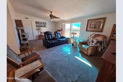 1505 W Bernadine S Way, Ash Fork, AZ 86320 - Photo 11