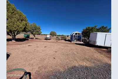1505 W Bernadine S Way, Ash Fork, AZ 86320 - Photo 5