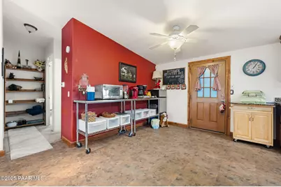 743 W Barbara Rd #5, Paulden, AZ 86334 - Photo 5