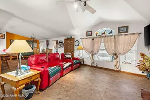 743 W Barbara Rd, Paulden, AZ 86334 - Photo 3