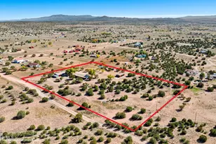 743 W Barbara Rd, Paulden, AZ 86334 - Photo 35