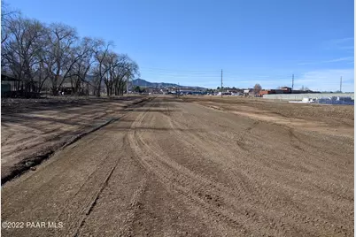 215 S State Route 69, Prescott Valley, AZ 86314 - Photo 7