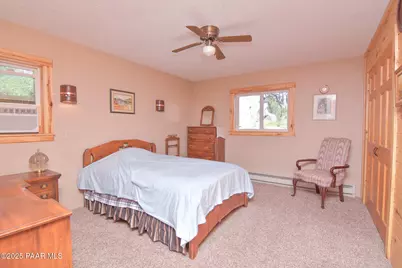 23333 S Mountainaire Drive, Yarnell, AZ 85362 - Photo 17