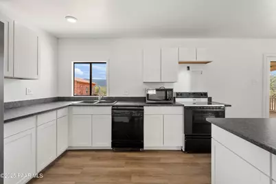 3261 E Desert Drive, Camp Verde, AZ 86322 - Photo 7