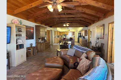 22650 W Railroad Avenue, Seligman, AZ 86337 - Photo 11