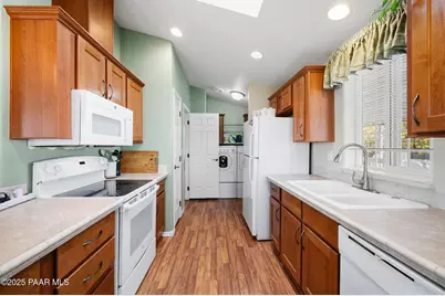 2214 Dove Drive, Dewey-Humboldt, AZ 86327 - Photo 13