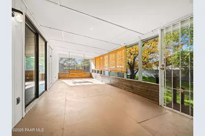 18278 S Henley Avenue, Peeples Valley, AZ 86332 - Photo 5