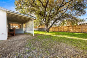 18278 S Henley Ave, Peeples Valley, AZ 86332 - Photo 3