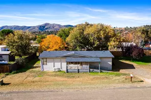 18278 S Henley Ave, Peeples Valley, AZ 86332 - Photo 1