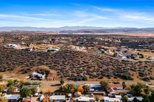 18278 S Henley Ave, Peeples Valley, AZ 86332 - Photo 13