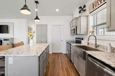 11350 E Sarah Jane Lane 89, Dewey-Humboldt, AZ 86327 - Photo 13