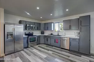 8620 E Crater Ct, Prescott Valley, AZ 86314 - Photo 9