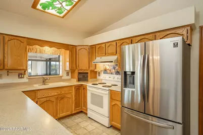 1078 N Broken Wagon Trail, Dewey-Humboldt, AZ 86327 - Photo 11