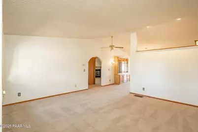 1078 N Broken Wagon Trail, Dewey-Humboldt, AZ 86327 - Photo 5