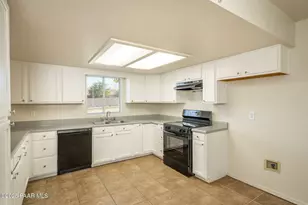 4745 N Stallion Dr, Prescott Valley, AZ 86314 - Photo 9