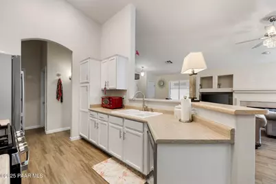 7397 E Mountain Drive, Prescott Valley, AZ 86315 - Photo 13