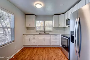 103 W Leroux St, Prescott, AZ 86303 - Photo 9