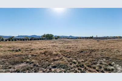 022S W Ranch House Road, Paulden, AZ 86334 - Photo 17