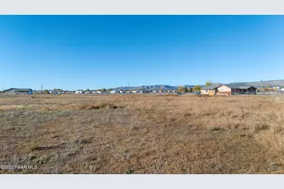 845 W Ranch House Road, Paulden, AZ 86334 - Photo 21