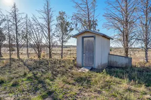 24025 N State Route 89, Paulden, AZ 86334 - Photo 21
