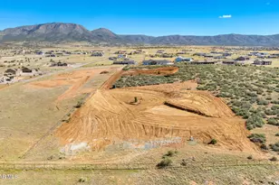 001 Ember Ln, Prescott Valley, AZ 86315 - Photo 11