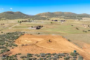 001 Ember Ln, Prescott Valley, AZ 86315 - Photo 17