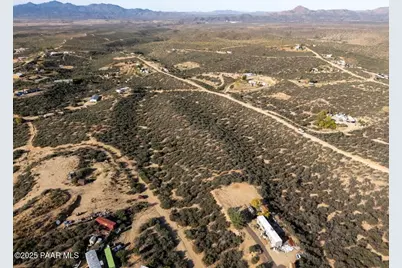 8155 W Framingham Road, Kirkland, AZ 86332 - Photo 13