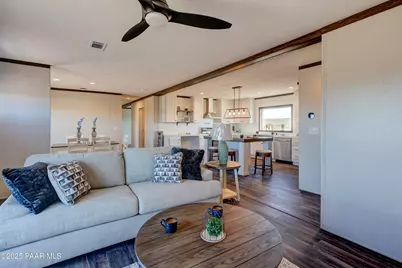 26927 N Chicory Way, Paulden, AZ 86334 - Photo 11